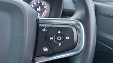 Volvo Xc40 2.0 B4P R DESIGN 5dr Auto Petrol Estate